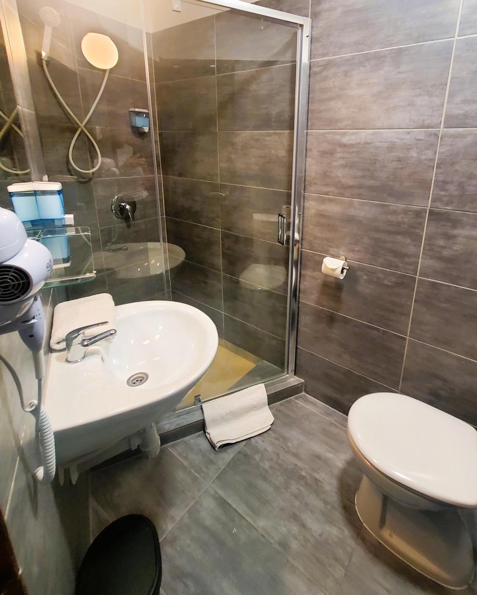 Treestyle Deluxe Rooms Budapest Bagian luar foto